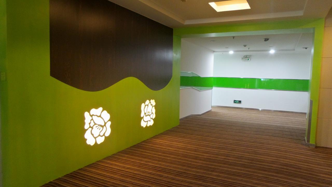 V8 Hotel Xilang Subway Branch Kanton Zewnętrze zdjęcie