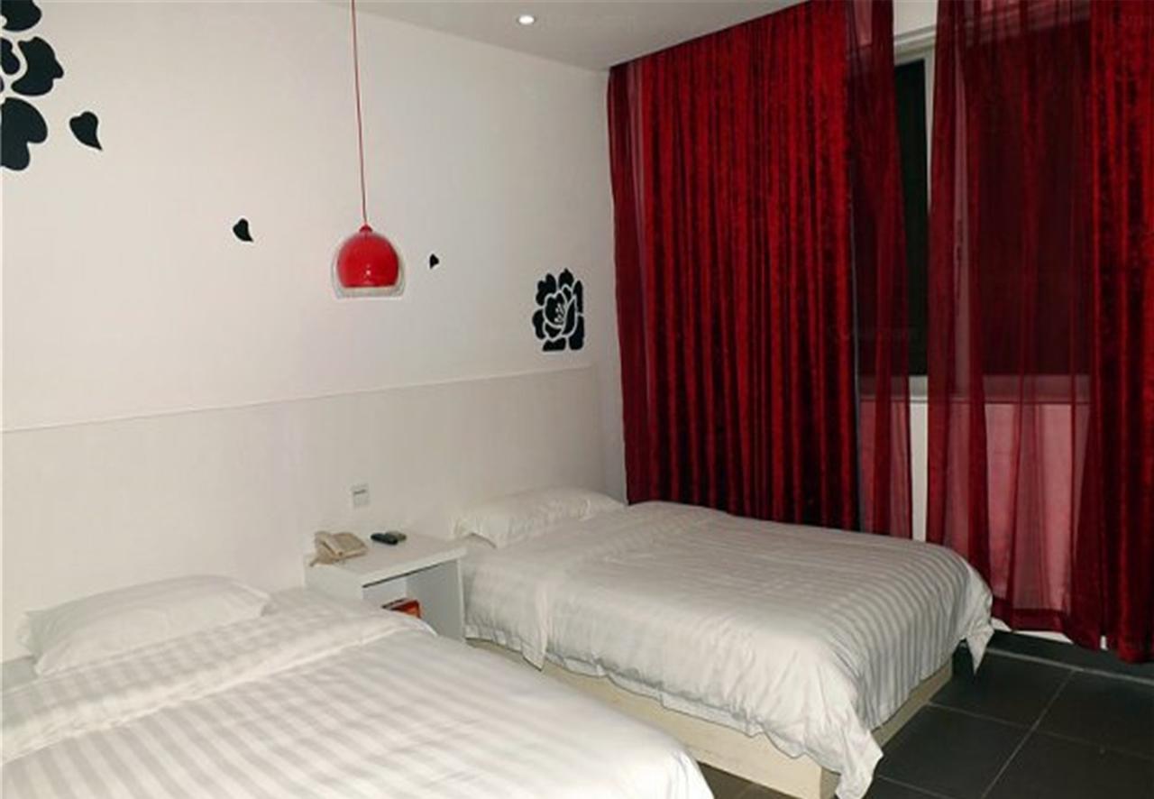 V8 Hotel Xilang Subway Branch Kanton Zewnętrze zdjęcie